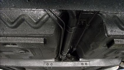 底盤裝甲與磨擦 防護(hù)與耐用性的關(guān)鍵